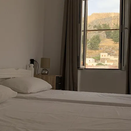 Pals Apartment *